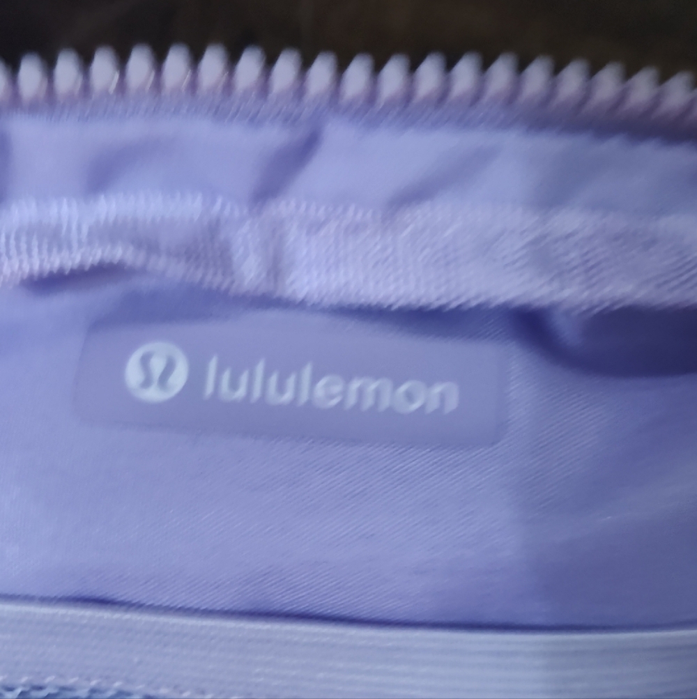 Lululemon Lavender Water Bottle & Pouch Set - Picture 7 of 8